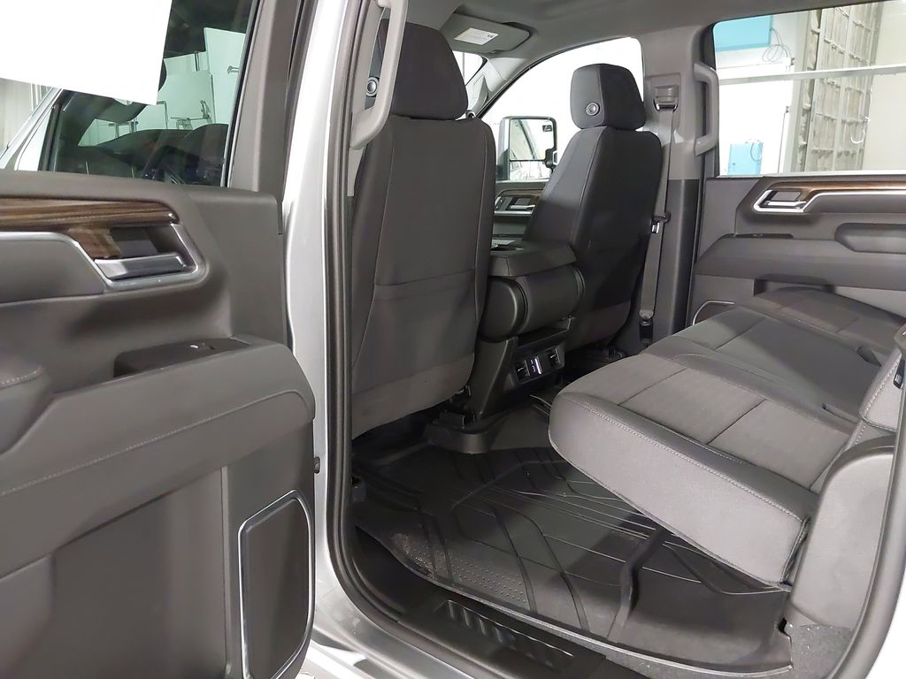 2025 Chevrolet Silverado 3500