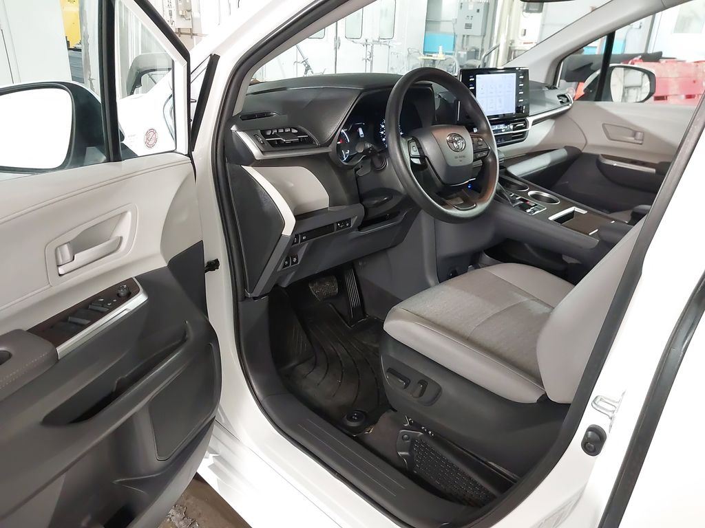 2024 Toyota Sienna