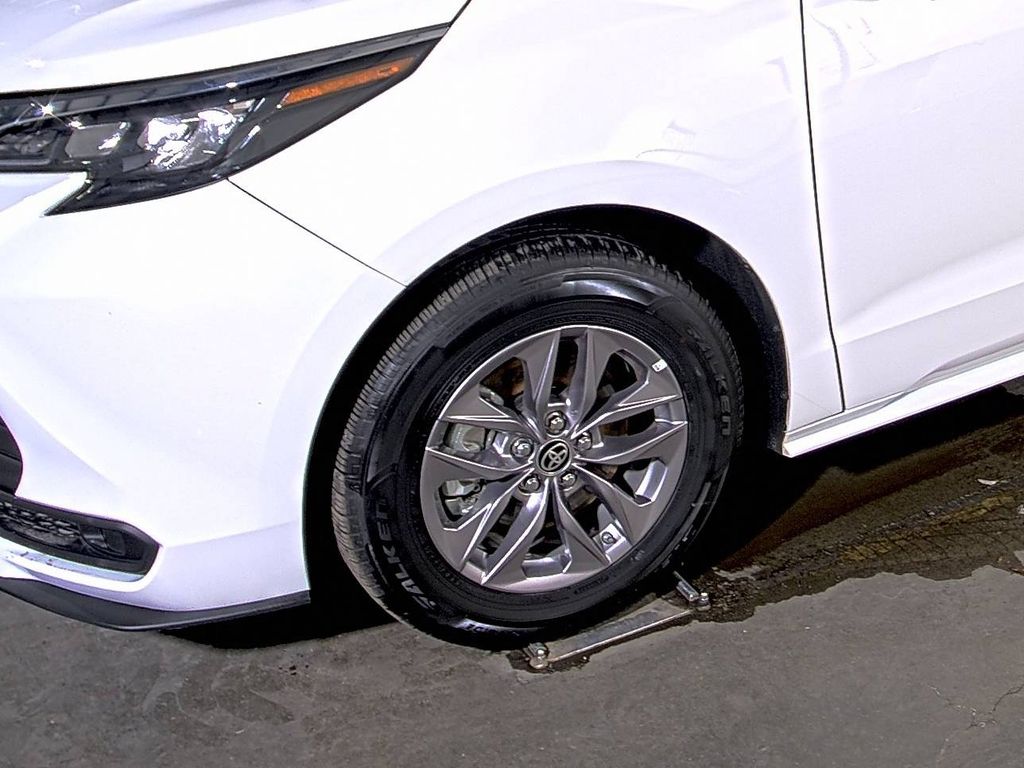 2024 Toyota Sienna