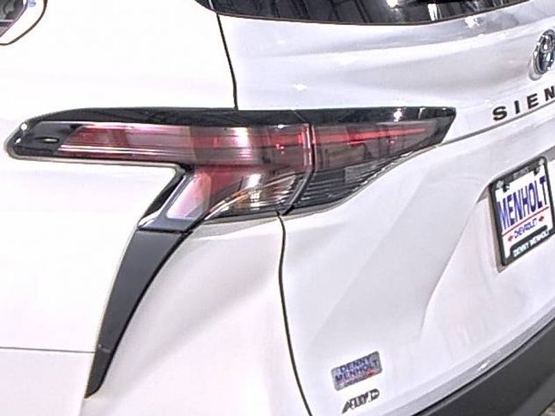2024 Toyota Sienna