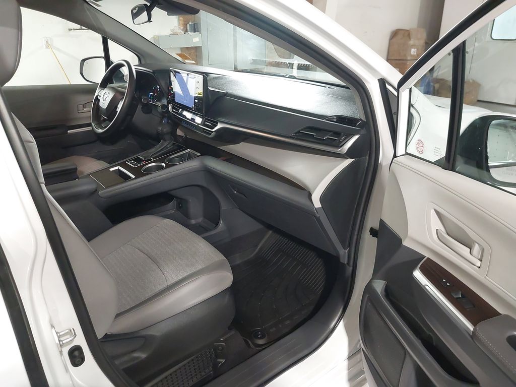 2024 Toyota Sienna