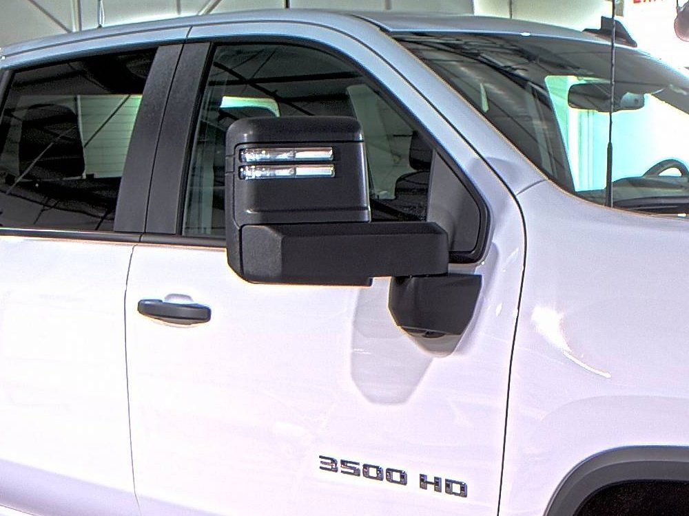 2025 Chevrolet Silverado 3500