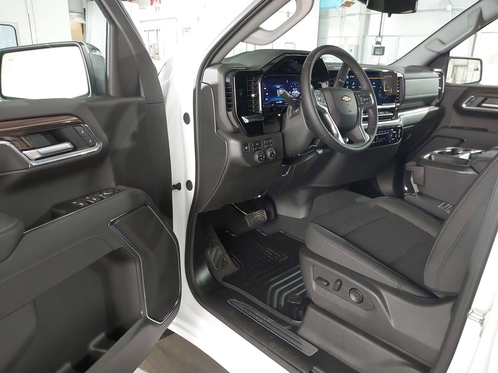 2025 Chevrolet Silverado 1500