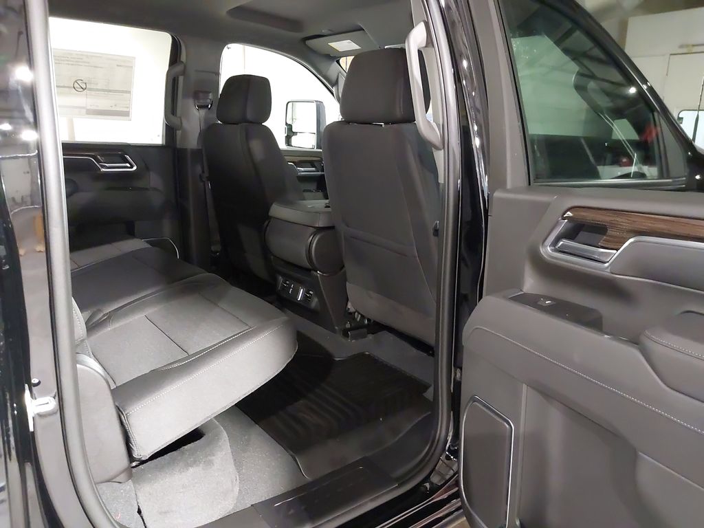 2025 Chevrolet Silverado 2500