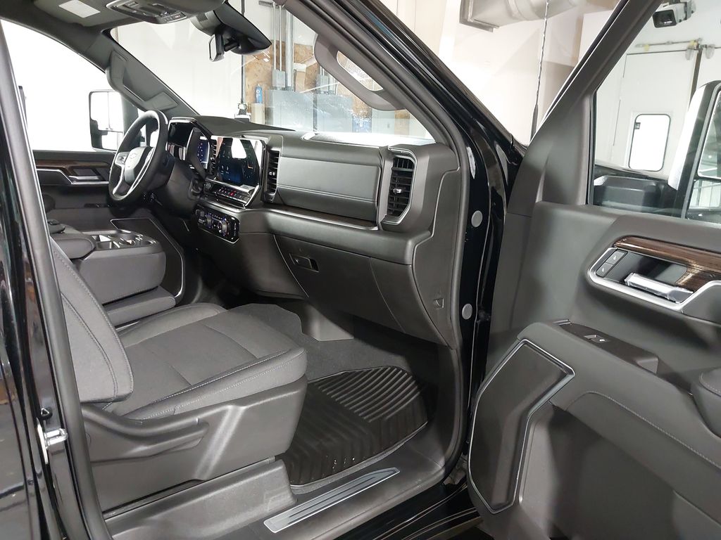 2025 Chevrolet Silverado 2500