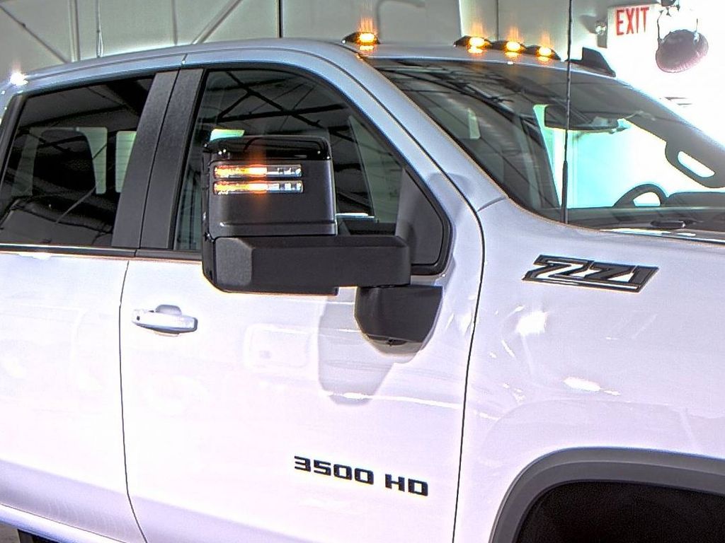 2025 Chevrolet Silverado 3500