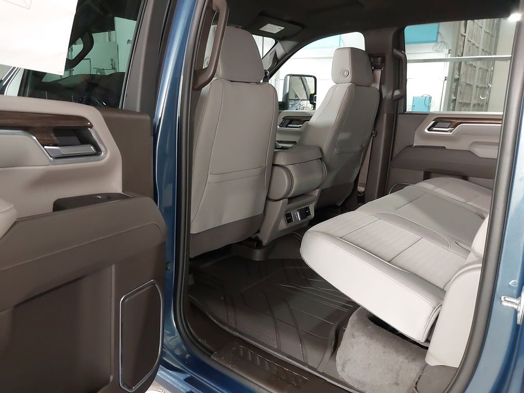 2025 Chevrolet Silverado 2500