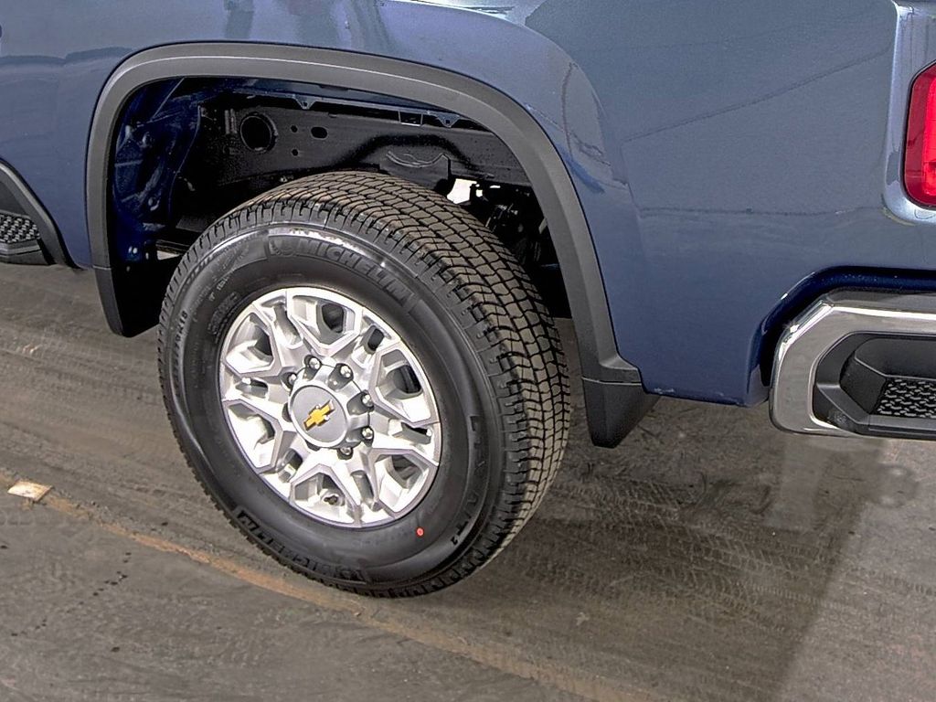 2025 Chevrolet Silverado 2500