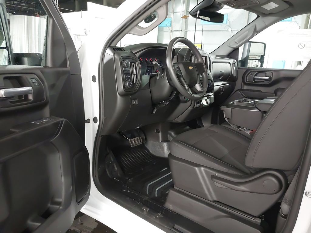 2025 Chevrolet Silverado 2500