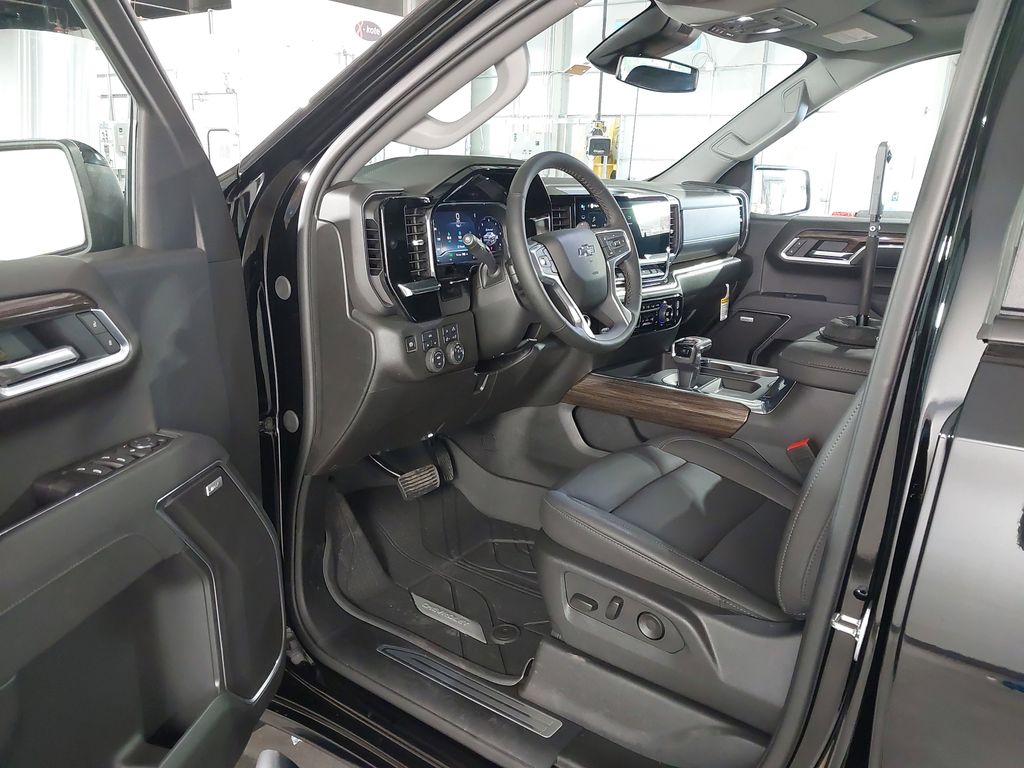 2025 Chevrolet Silverado 1500