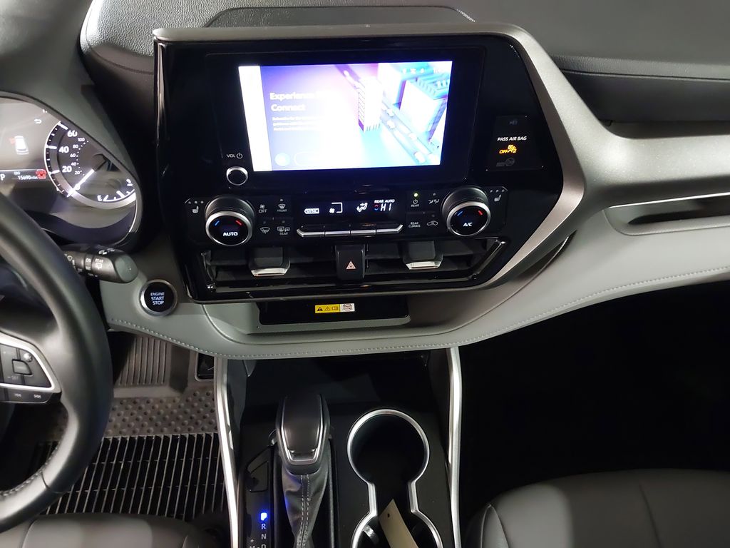 2024 Toyota Highlander
