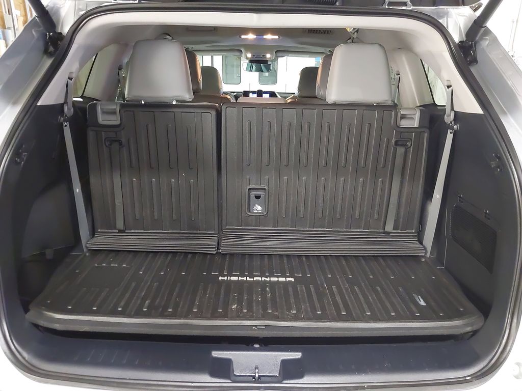 2024 Toyota Highlander