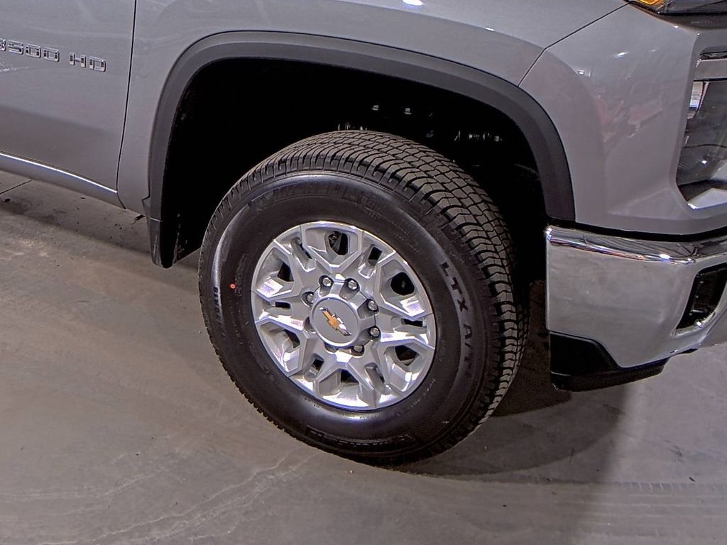 2025 Chevrolet Silverado 3500