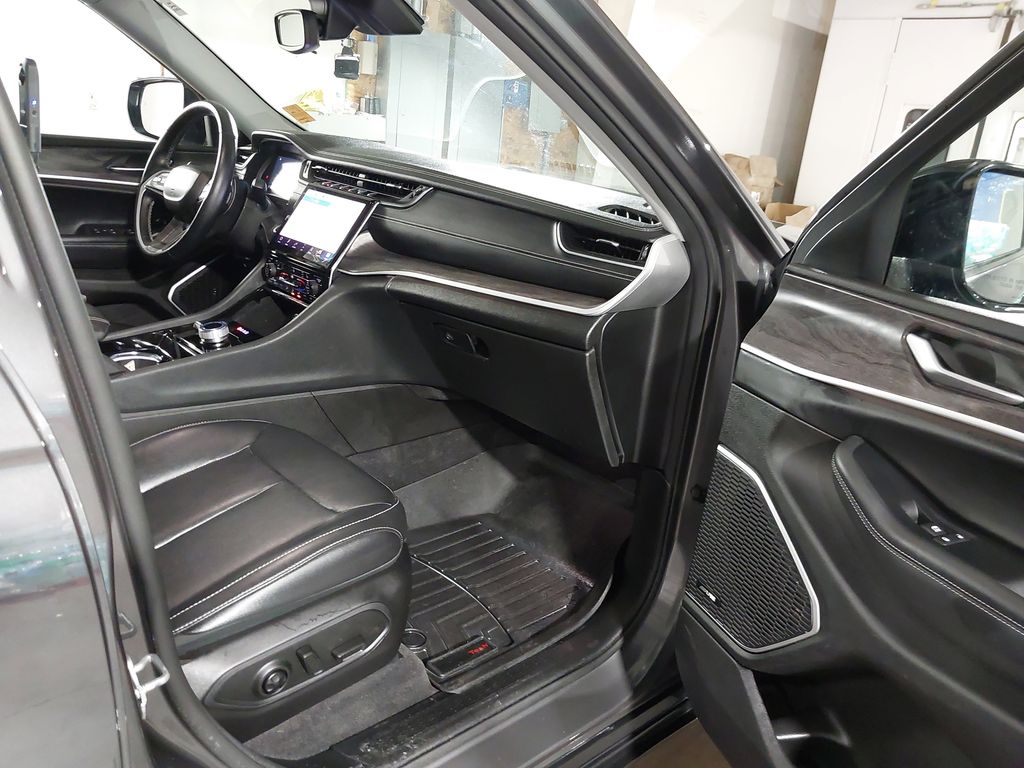 2021 Jeep Grand Cherokee L