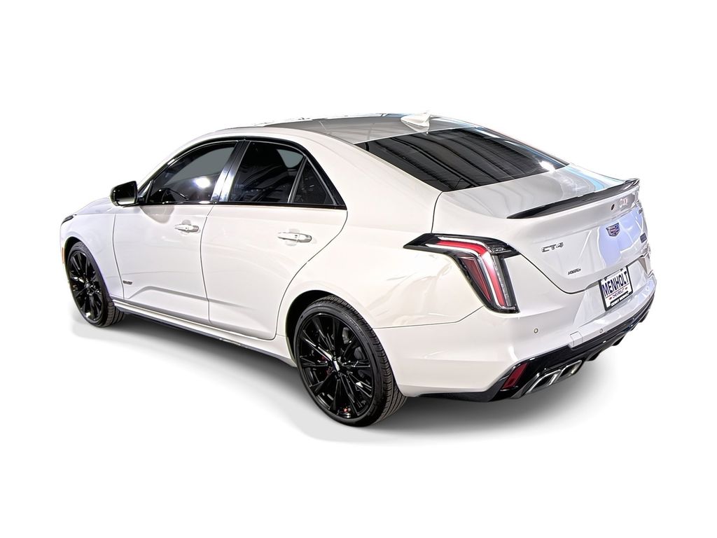 2022 Cadillac CT4