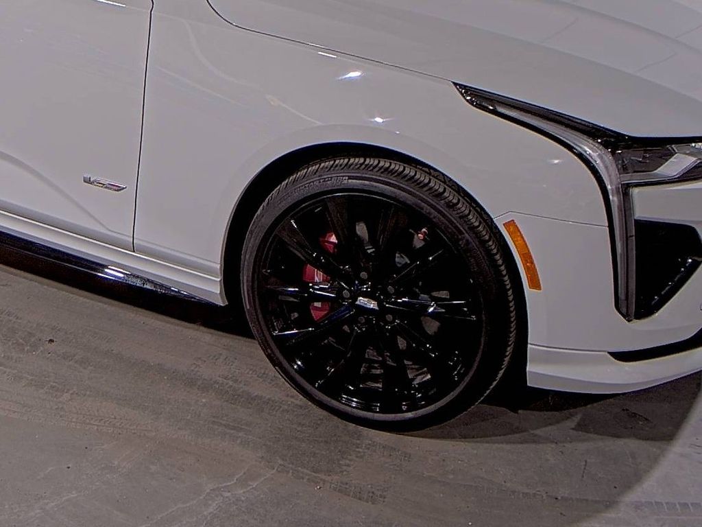 2022 Cadillac CT4