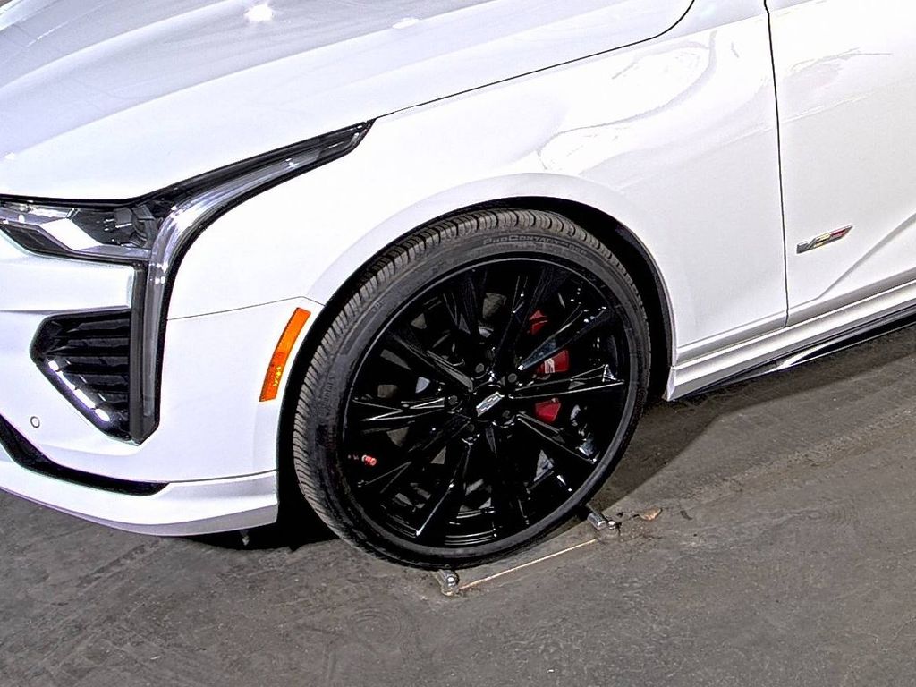 2022 Cadillac CT4