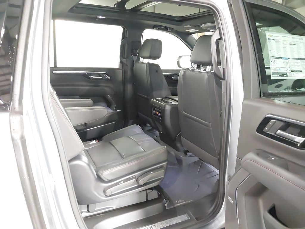 2025 Chevrolet Suburban