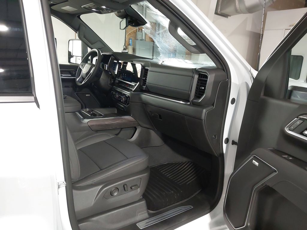2025 Chevrolet Silverado 2500