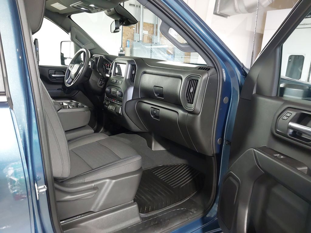 2025 Chevrolet Silverado 2500