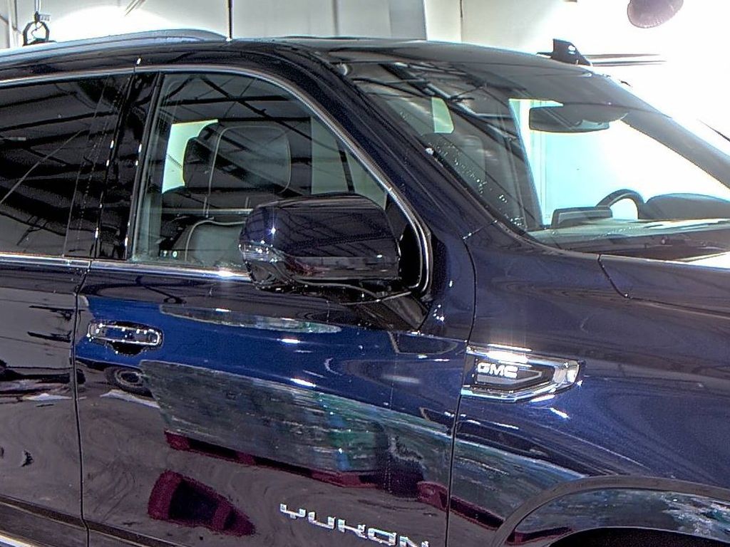 2023 GMC Yukon