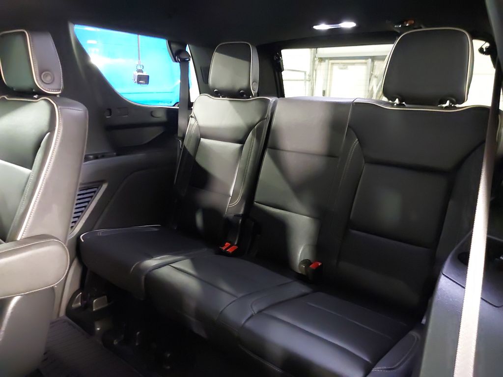 2023 GMC Yukon