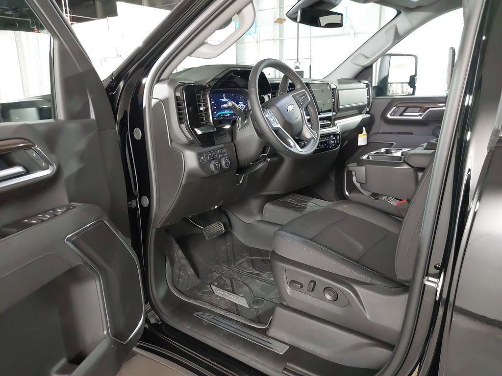 2025 Chevrolet Silverado 2500