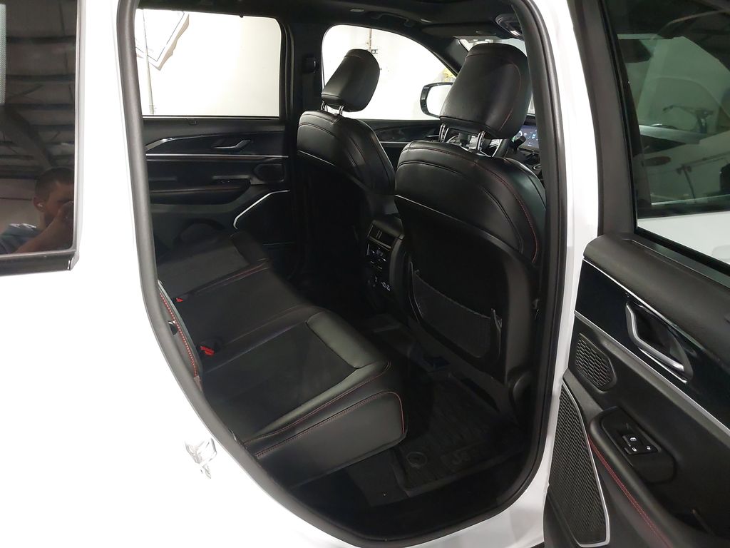 2022 Jeep Grand Cherokee