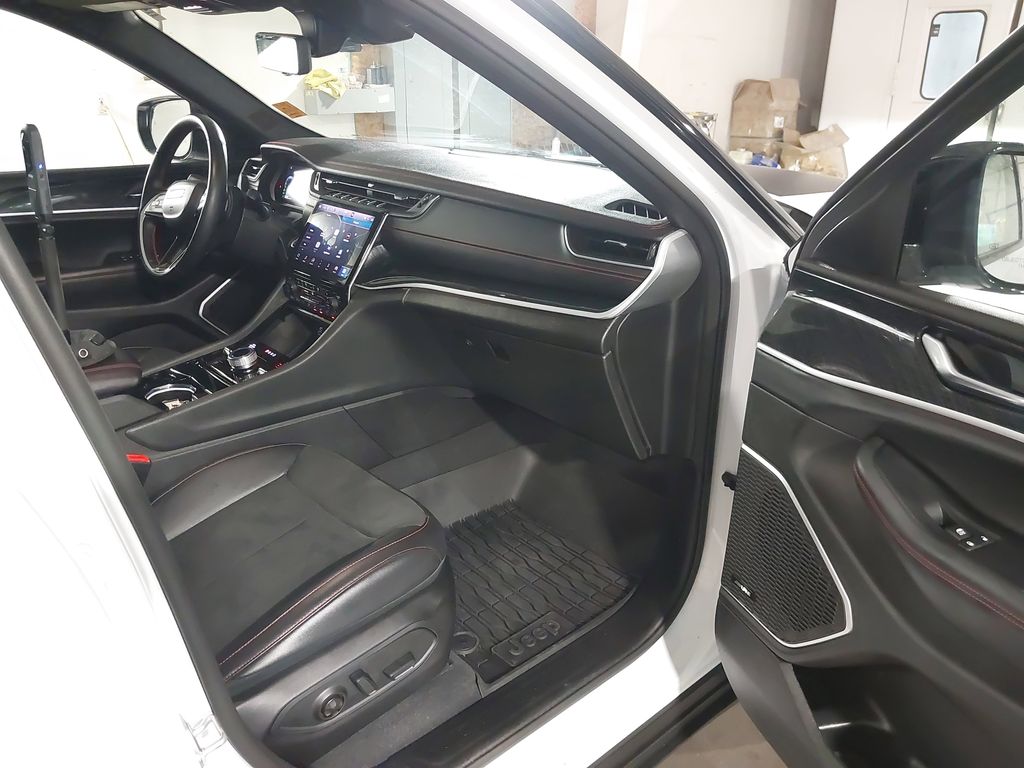 2022 Jeep Grand Cherokee