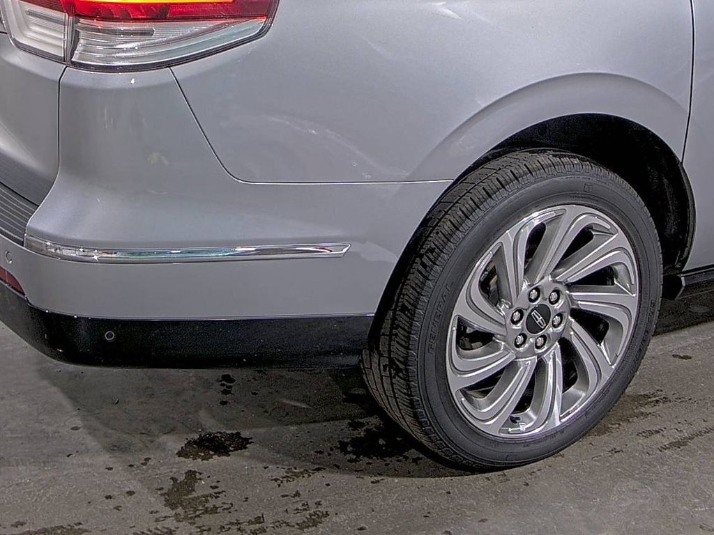 2024 Lincoln Navigator L