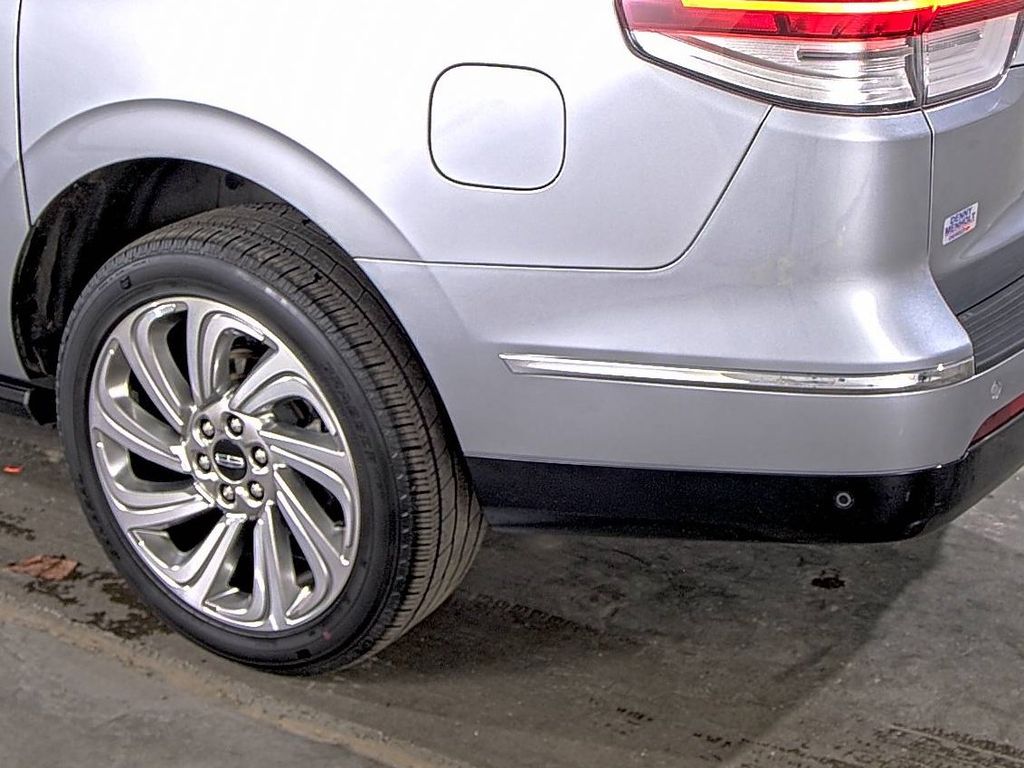 2024 Lincoln Navigator L