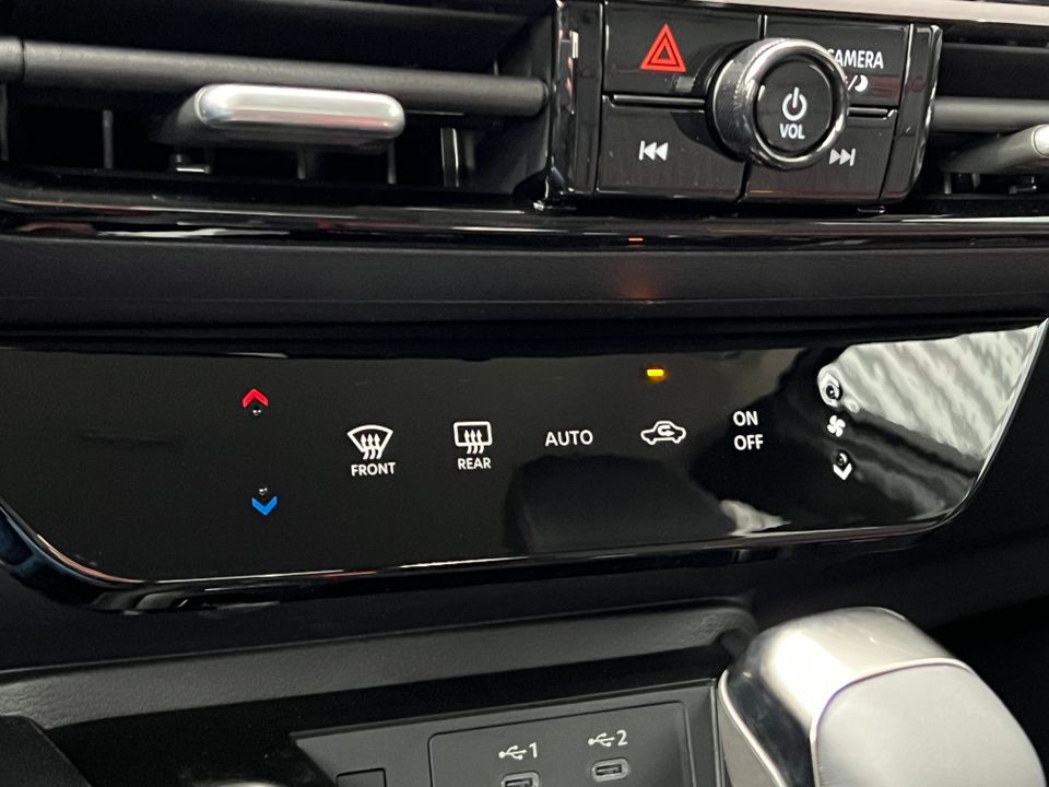 2025 Nissan Kicks