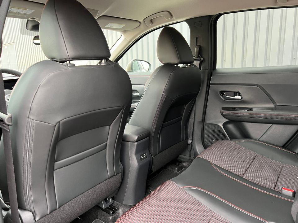 2025 Nissan Kicks