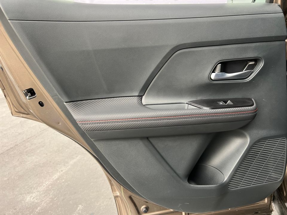 2025 Nissan Kicks