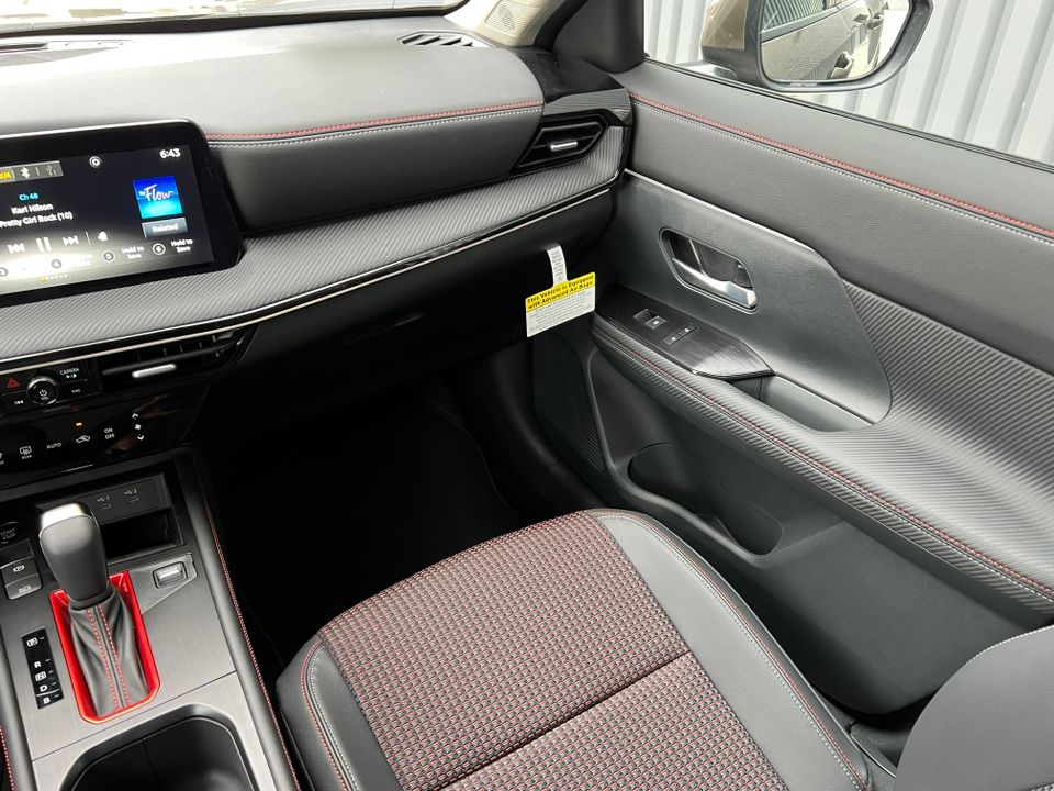 2025 Nissan Kicks