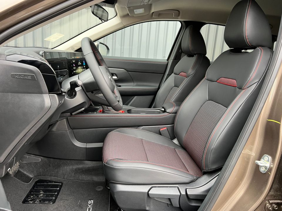 2025 Nissan Kicks