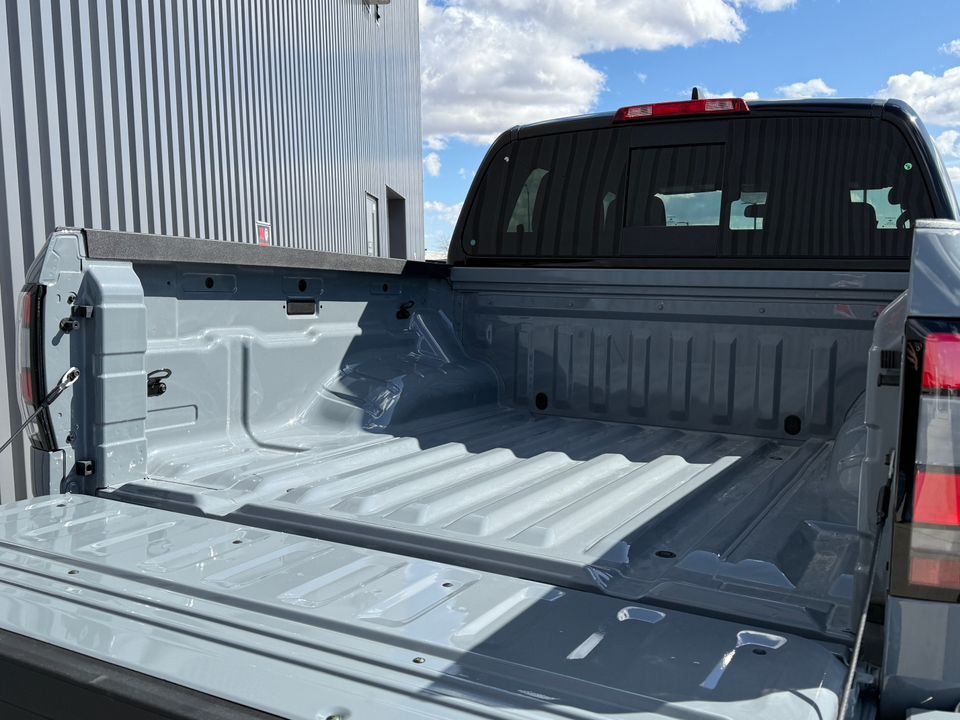 2025 Nissan Frontier