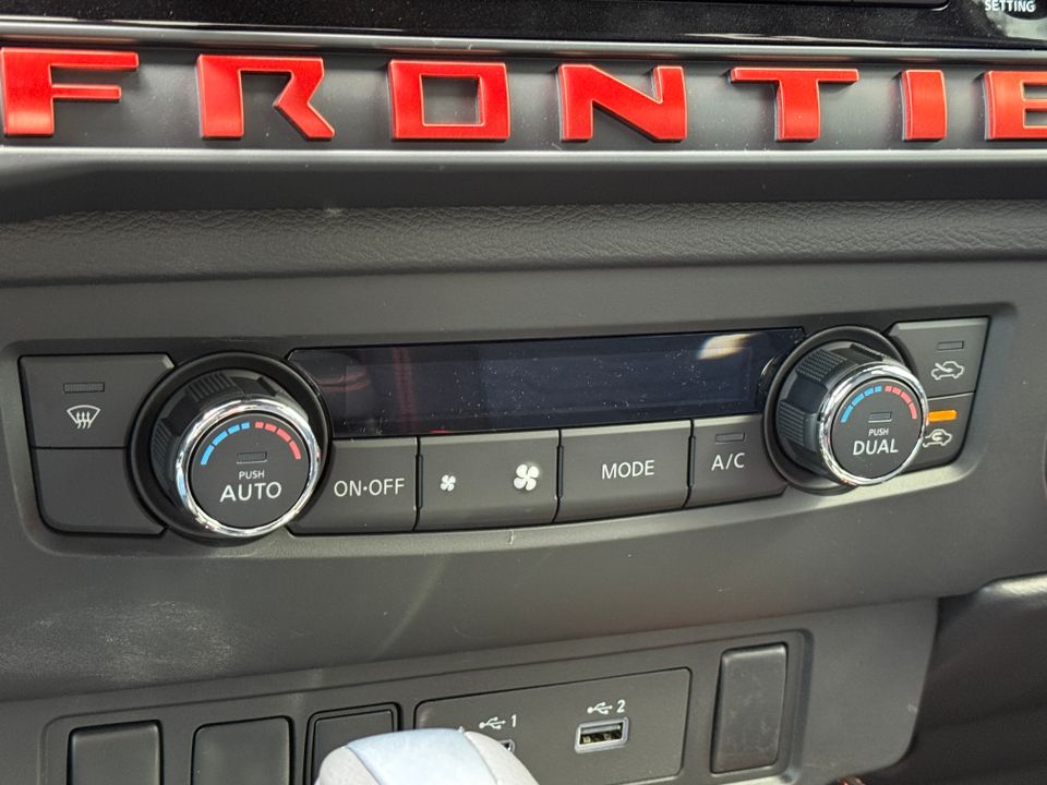 2025 Nissan Frontier