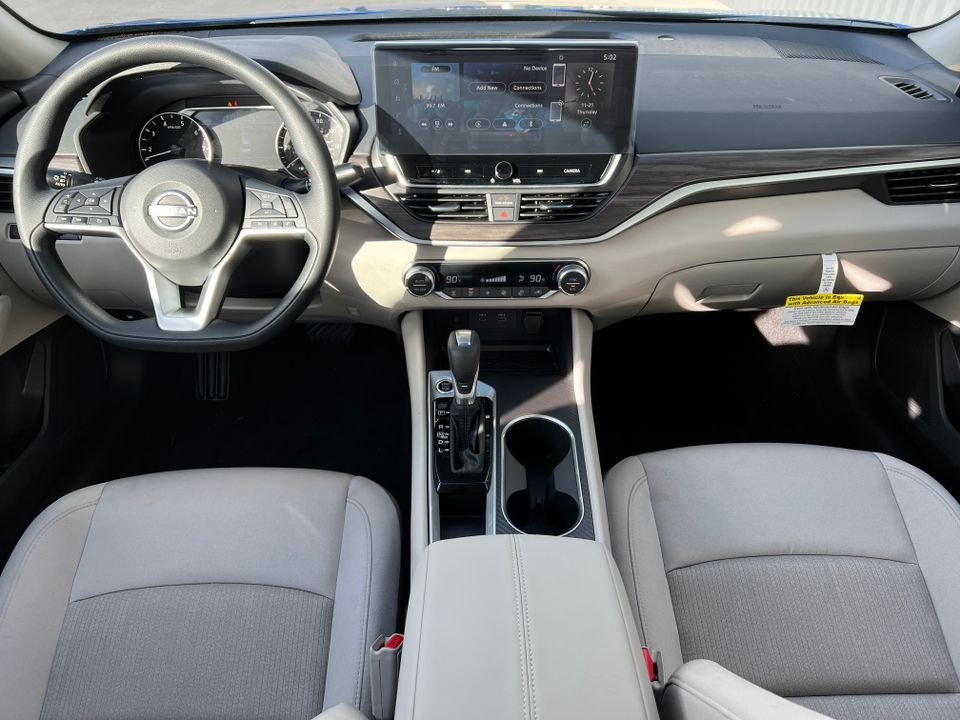 2025 Nissan Altima