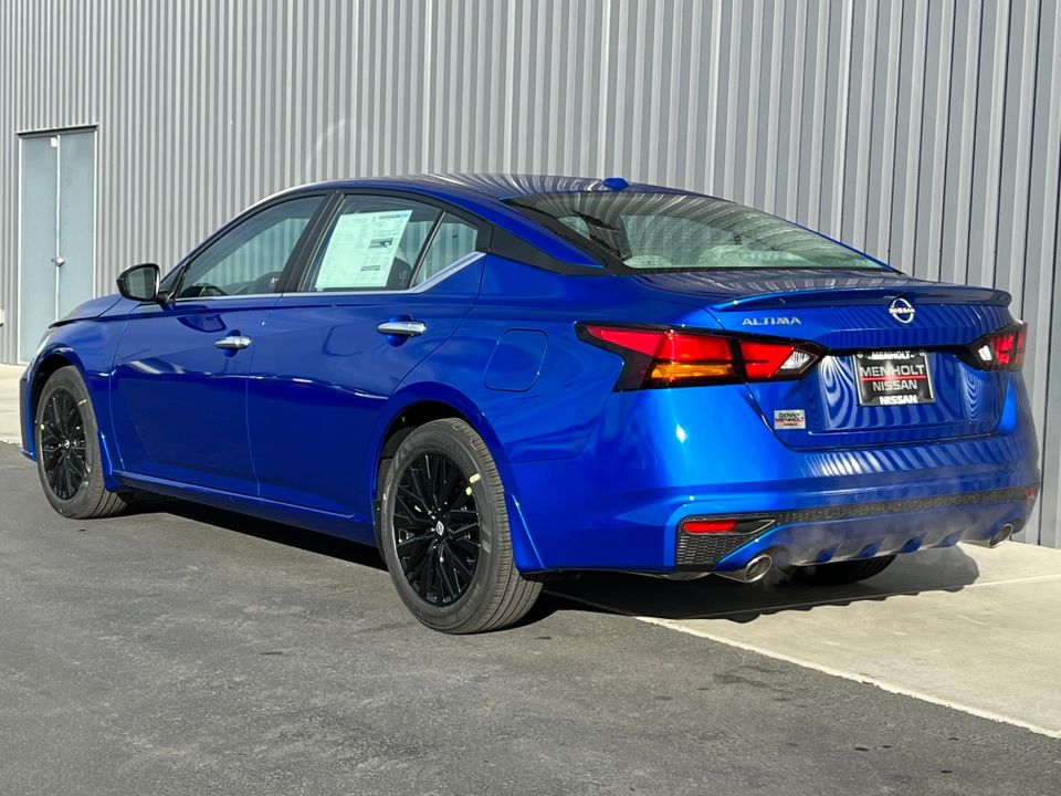 2025 Nissan Altima