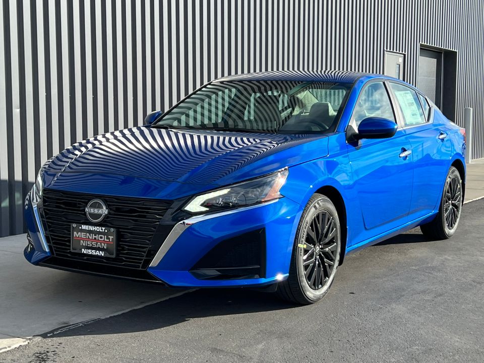 2025 Nissan Altima