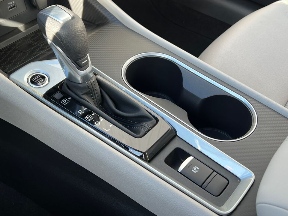 2025 Nissan Altima