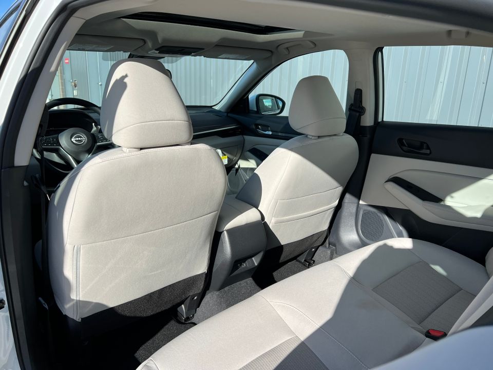 2025 Nissan Altima