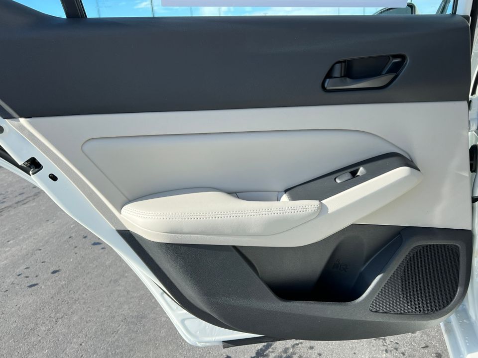 2025 Nissan Altima