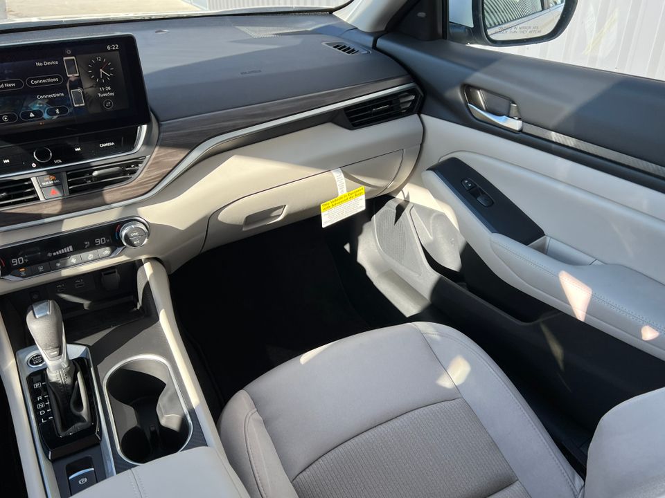 2025 Nissan Altima