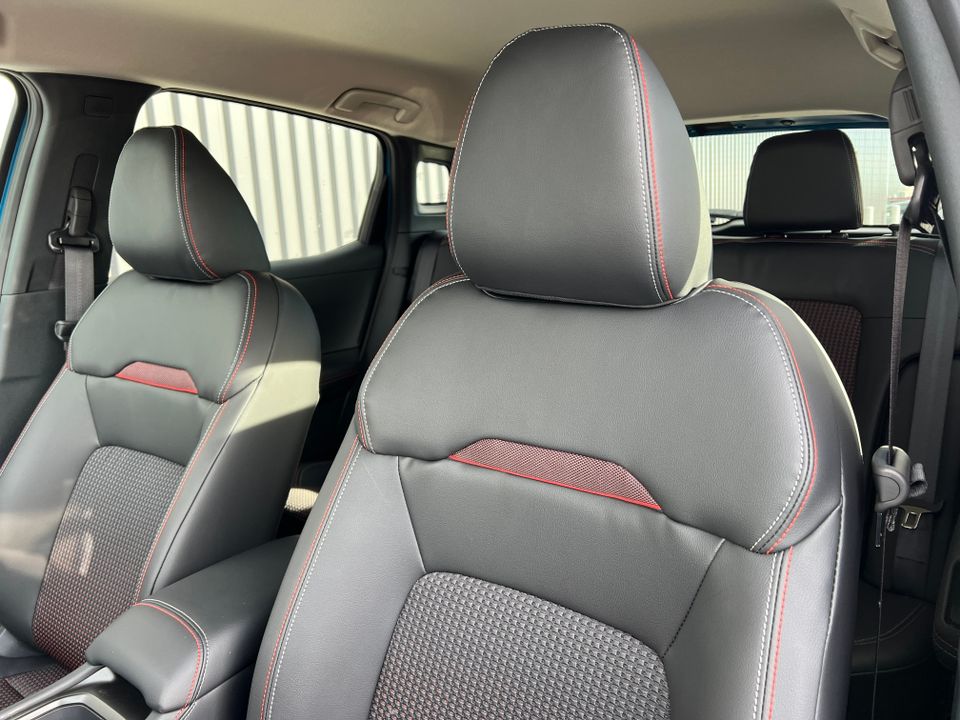 2025 Nissan Kicks