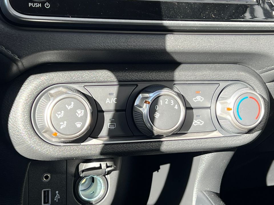 2025 Nissan Versa