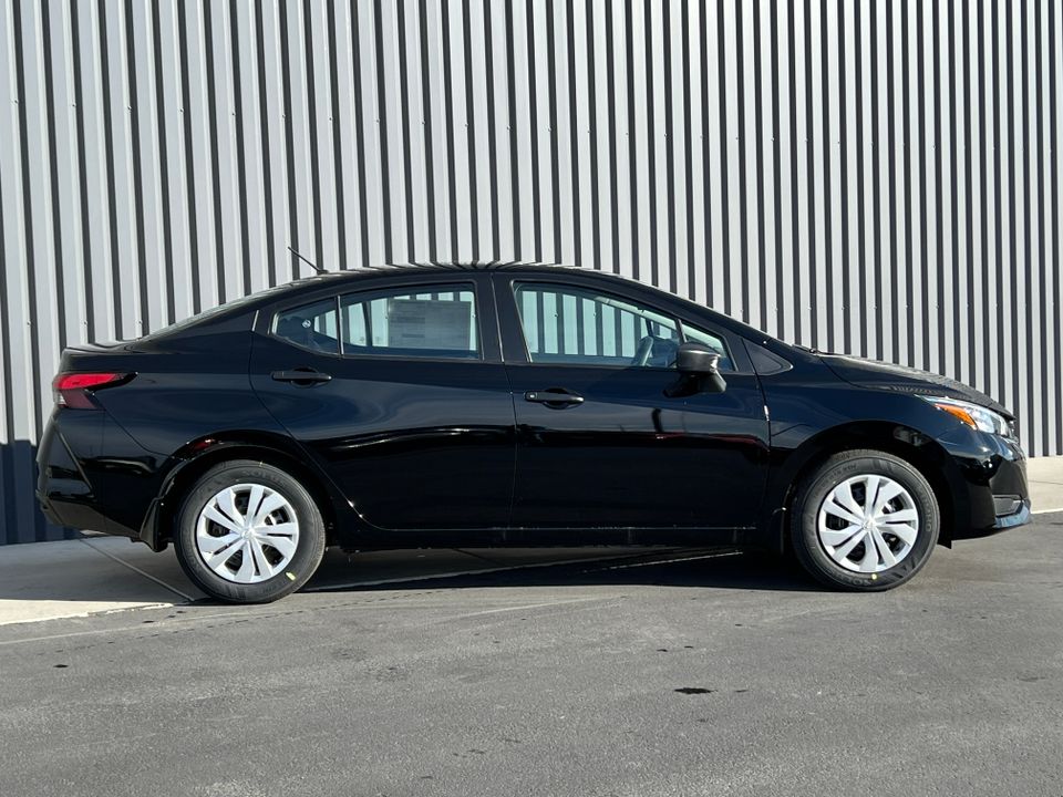 2025 Nissan Versa