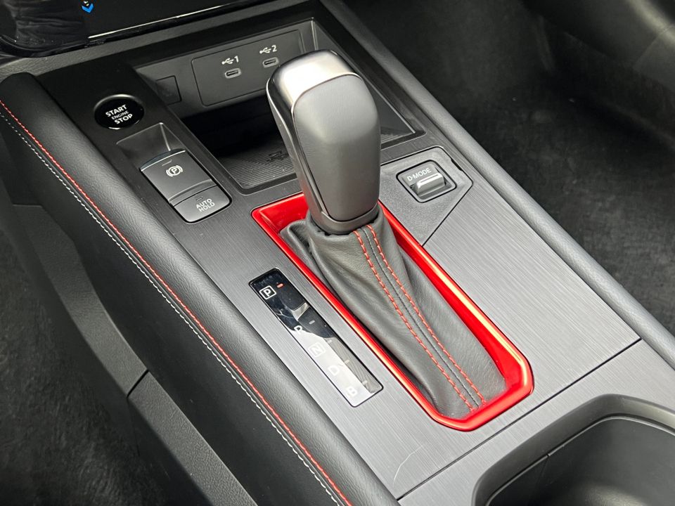 2025 Nissan Kicks