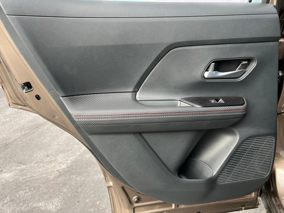 2025 Nissan Kicks
